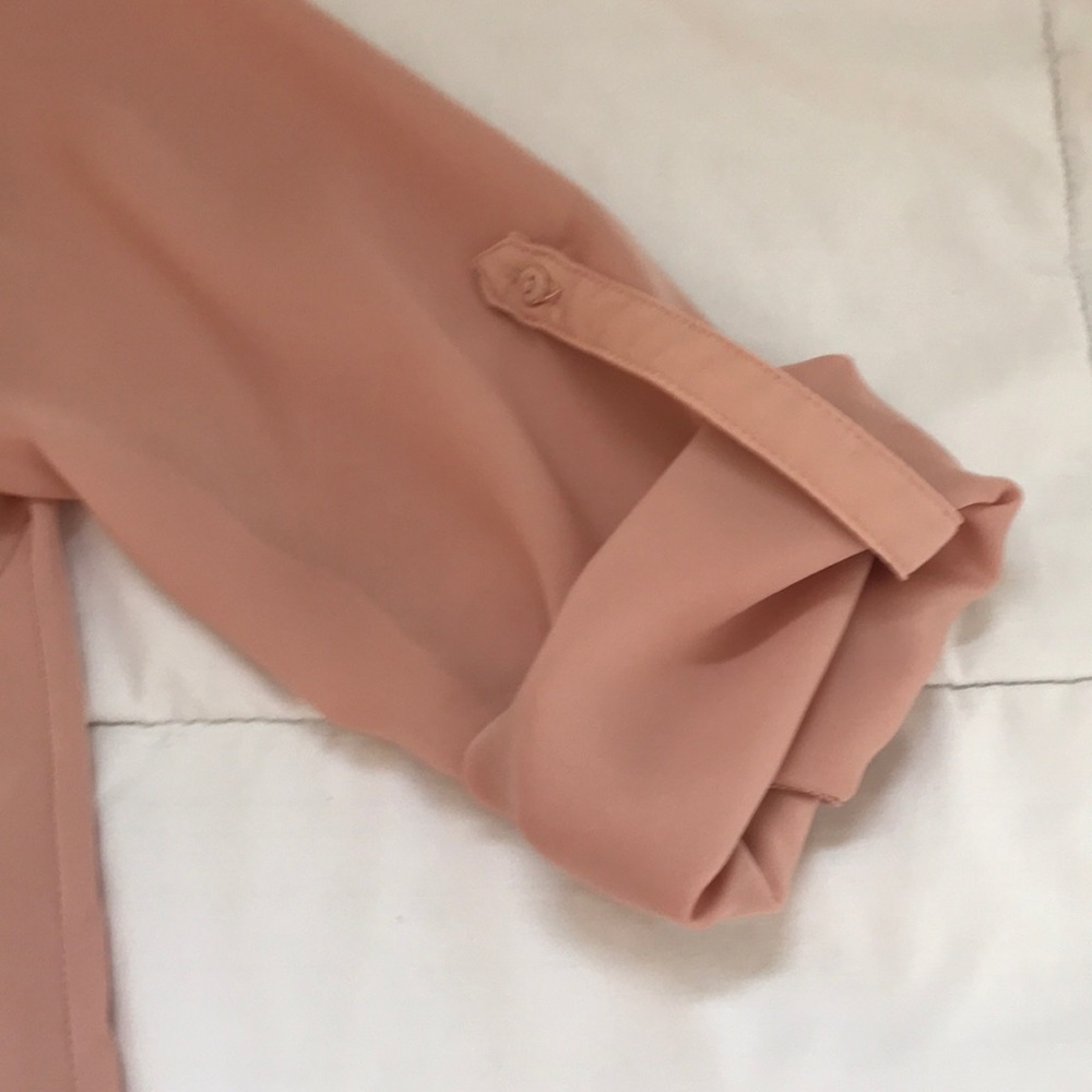 Light pink blouse - Picture 3 of 3